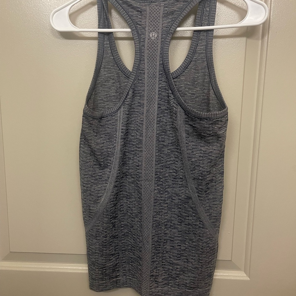 Lululemon athletic tank top size 6. Great condition